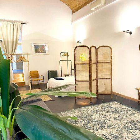 The Jungle Apartment Parma Luaran gambar