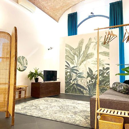 The Jungle Apartment Parma Luaran gambar